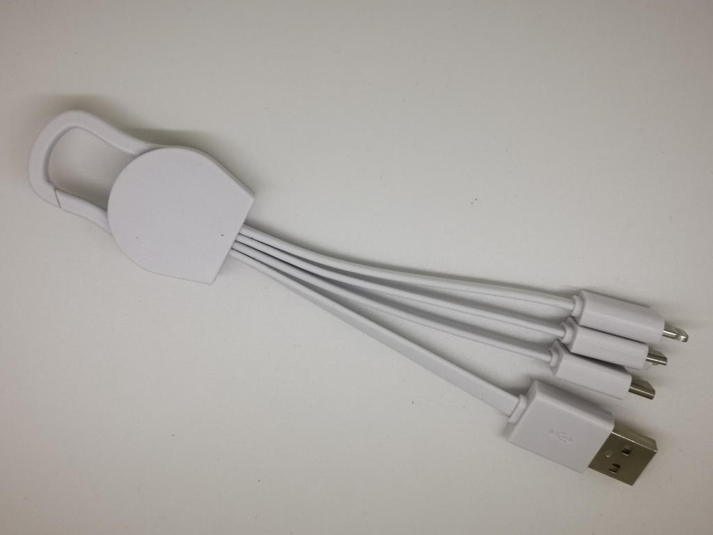 MOSQUETODO — 带有最常用适配器的一体化线缆：micro USB、lightning、type C 和 USB e